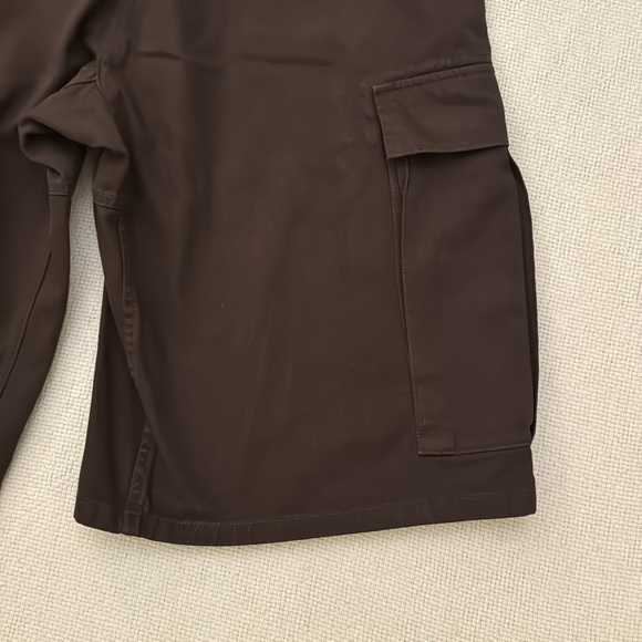 Gramicci Relaxed Fit Cargo Shorts Brown - Picture 10 of 16